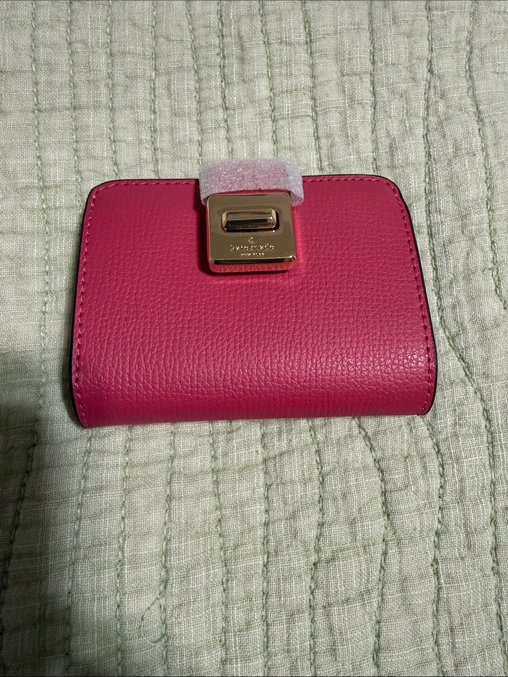 NWT kate spade Hot Pink Pebble Leather Mini Wallet with Gold Turn-Lock